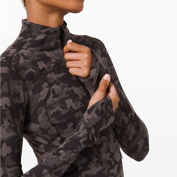 Lululemon Run Briskly 1/2 Zip Jacket Size 2 Heritage Camo Jacquard Black - Picture 4 of 12